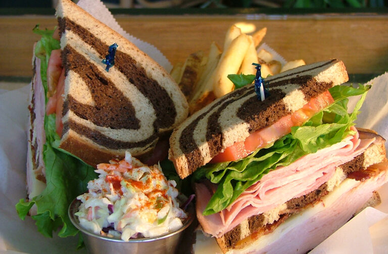 Old Naples Pub Naples Pubs Florida Restaurants Old Naples Pub